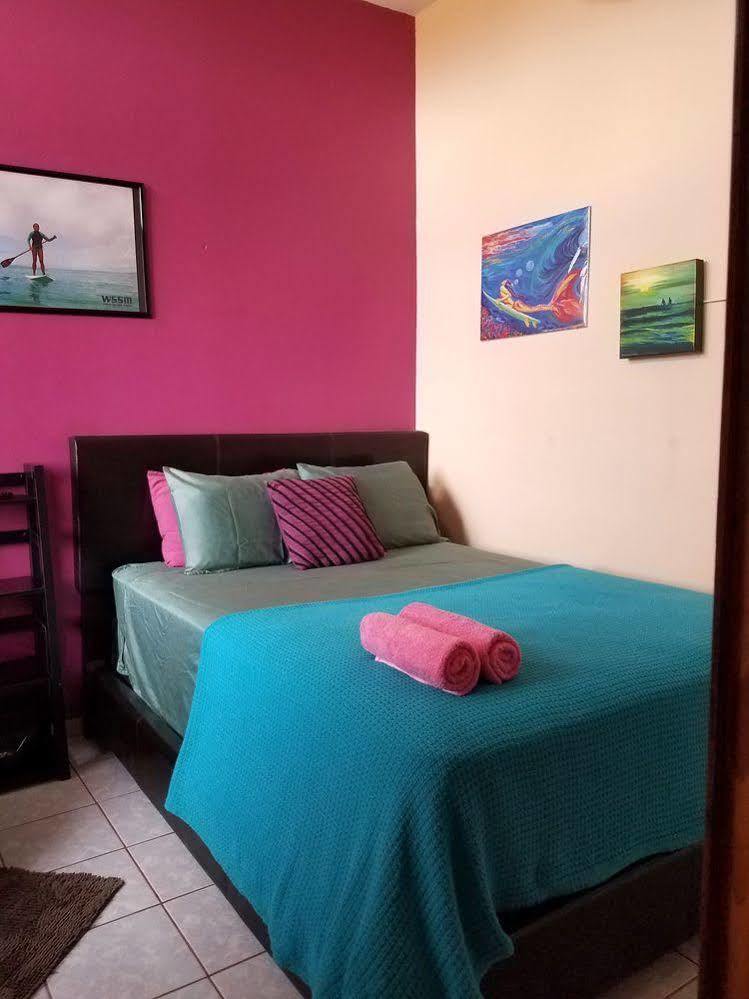 Bed and Breakfast Wssm Surf House Aguadilla Exterior foto